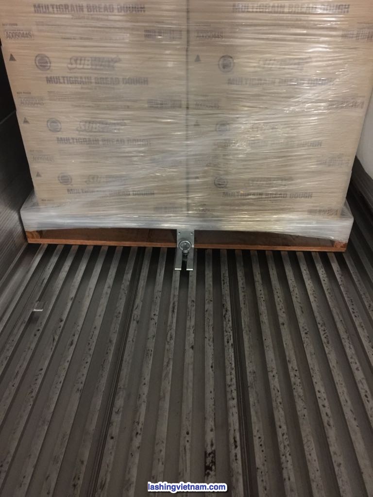 Container Lạnh Là Gì Và Cách Đóng Hàng An Toàn Vào Container Lạnh – Những Lưu Ý Với Cách Đóng Hàng Vào Container Lạnh Đảm Bảo An Toàn Cho Hàng Hóa (hình 6) Container Lạnh Là Gì Và Cách Đóng Hàng An Toàn Vào Container Lạnh – Những Lưu Ý Với Cách Đóng Hàng Vào Container Lạnh Đảm Bảo An Toàn Cho Hàng Hóa (hình 6)