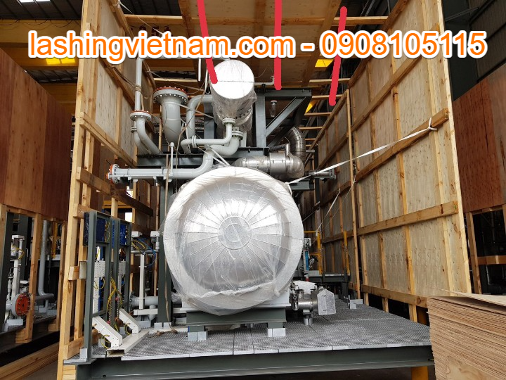 Dự Án Đóng Gói Chằng Buộc Máy Lọc Dầu Công Nghiệp – hình 4