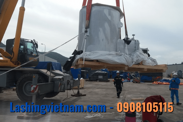 Dự Án Đóng Gói Quấn Màng Co Chống Rỉ Sét Cho Máy Lọc Dầu Công Nghiệp – hình 5 Dự Án Đóng Gói Quấn Màng Co Chống Rỉ Sét Cho Máy Lọc Dầu Công Nghiệp – hình 5