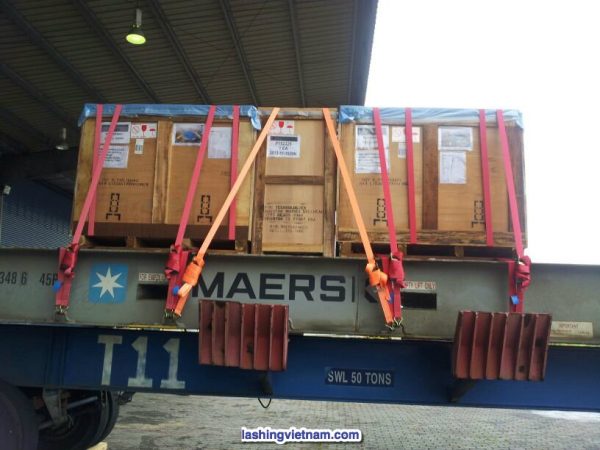 Lashing Trên Container OOG – hình 17