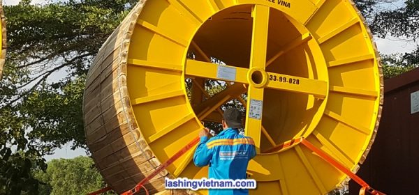 Lashing Trên Container OOG – hình 4